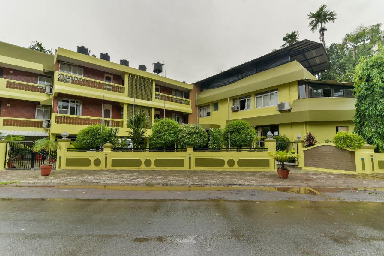 Oyo 807 Hotel Gopika International Goa Exterior foto