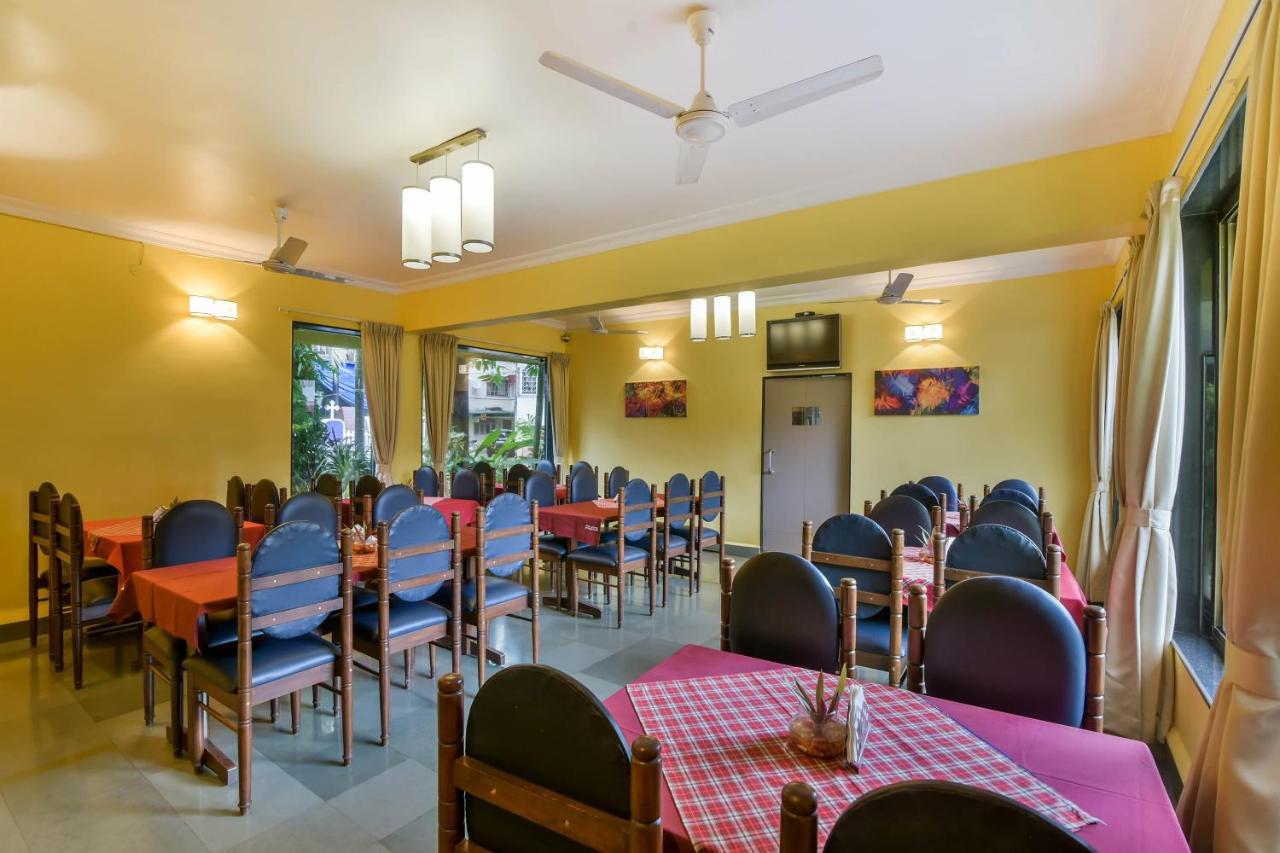 Oyo 807 Hotel Gopika International Goa Exterior foto
